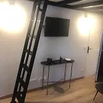 Lovely Cozy ניס
